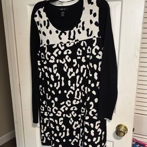 Style & Co. Black and White Long Sleeve Animal Print Dress